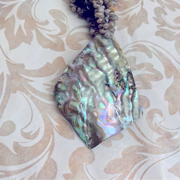 Abalone Shell Pendant Necklace Shells - Seed Beads - Black Stone Also Bracelet - Picture 9 of 10